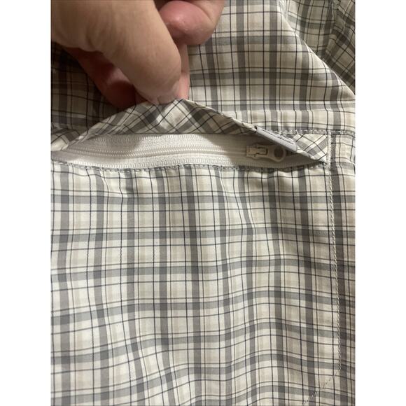 Eddie Bauer Men’s XL Button Down Shirt White Plaid Zip Pocket Hiking Lightweight - Picture 4 of 8